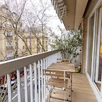 Charming Eiffel Tower Beaugrenelle * 파리